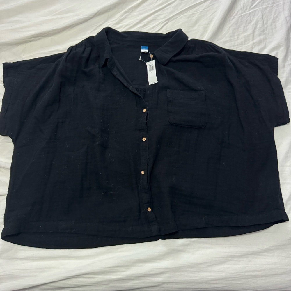 Old Navy Button Up Top NWT